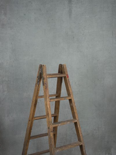 Cold Grey Hand Painted Backdrop Mid Text M Size 15473a